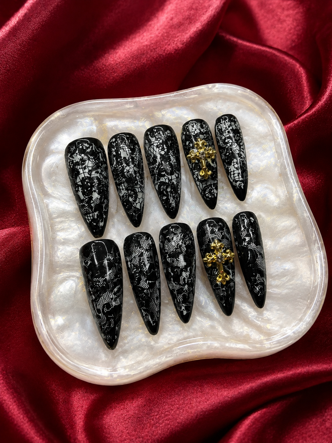 Noir Lace